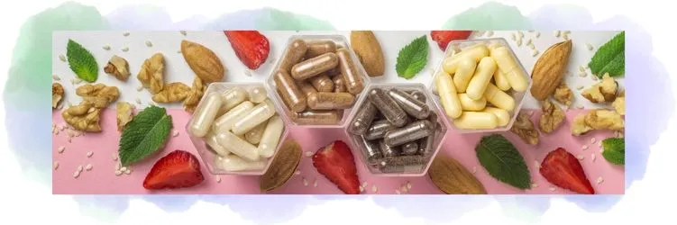 Une photo de fruits et de gélules riches en vitamines pour une catégorie d'article sur les vitamines.